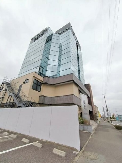 Linareが入居するビルの外観